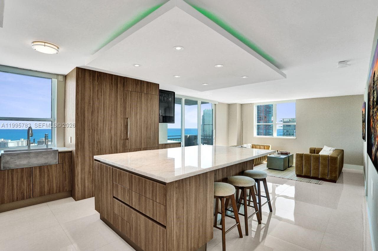 90 Alton Rd 2701 photo 1