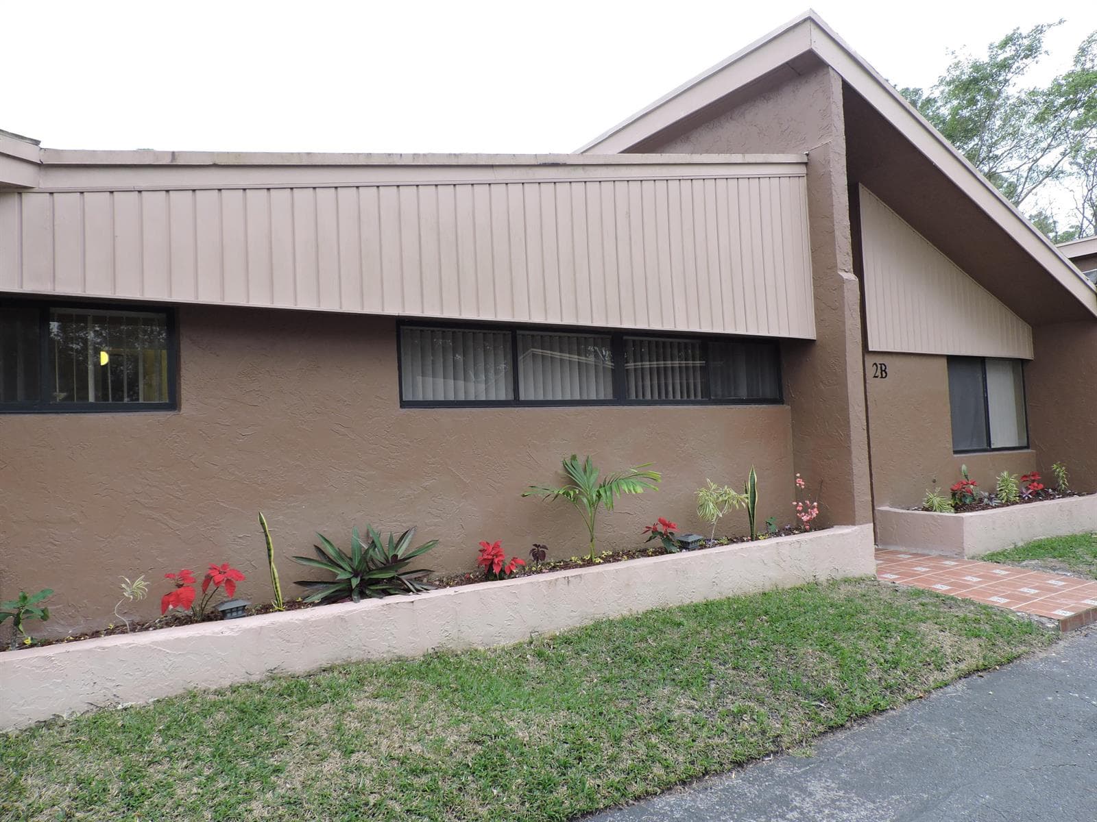 166 Sparrow Drive 2b photo 2