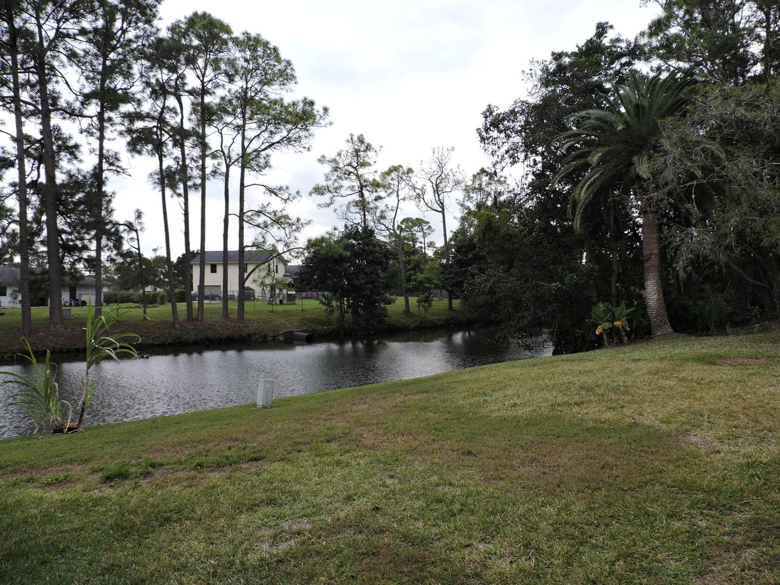 166 Sparrow Drive 2b photo 11
