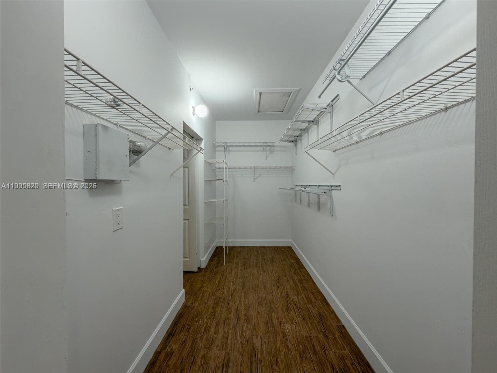 3245 184th St 13405 photo 18