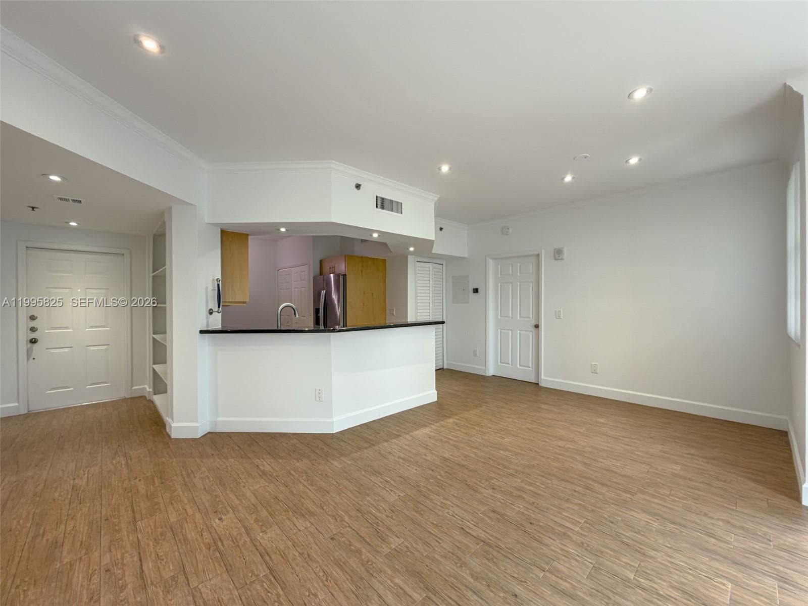 3245 184th St 13405 photo 8