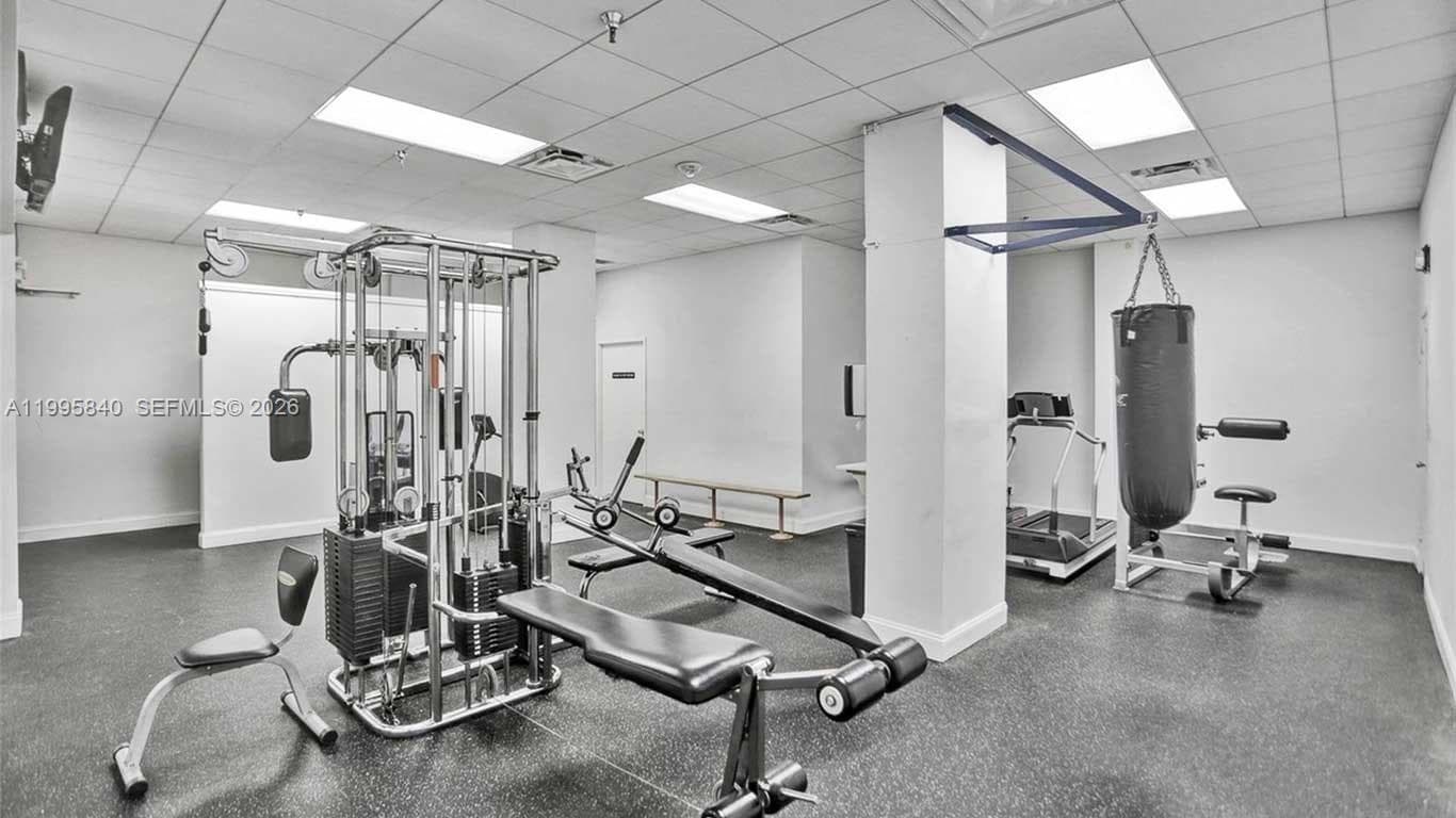 290 174th St 2211 photo 23