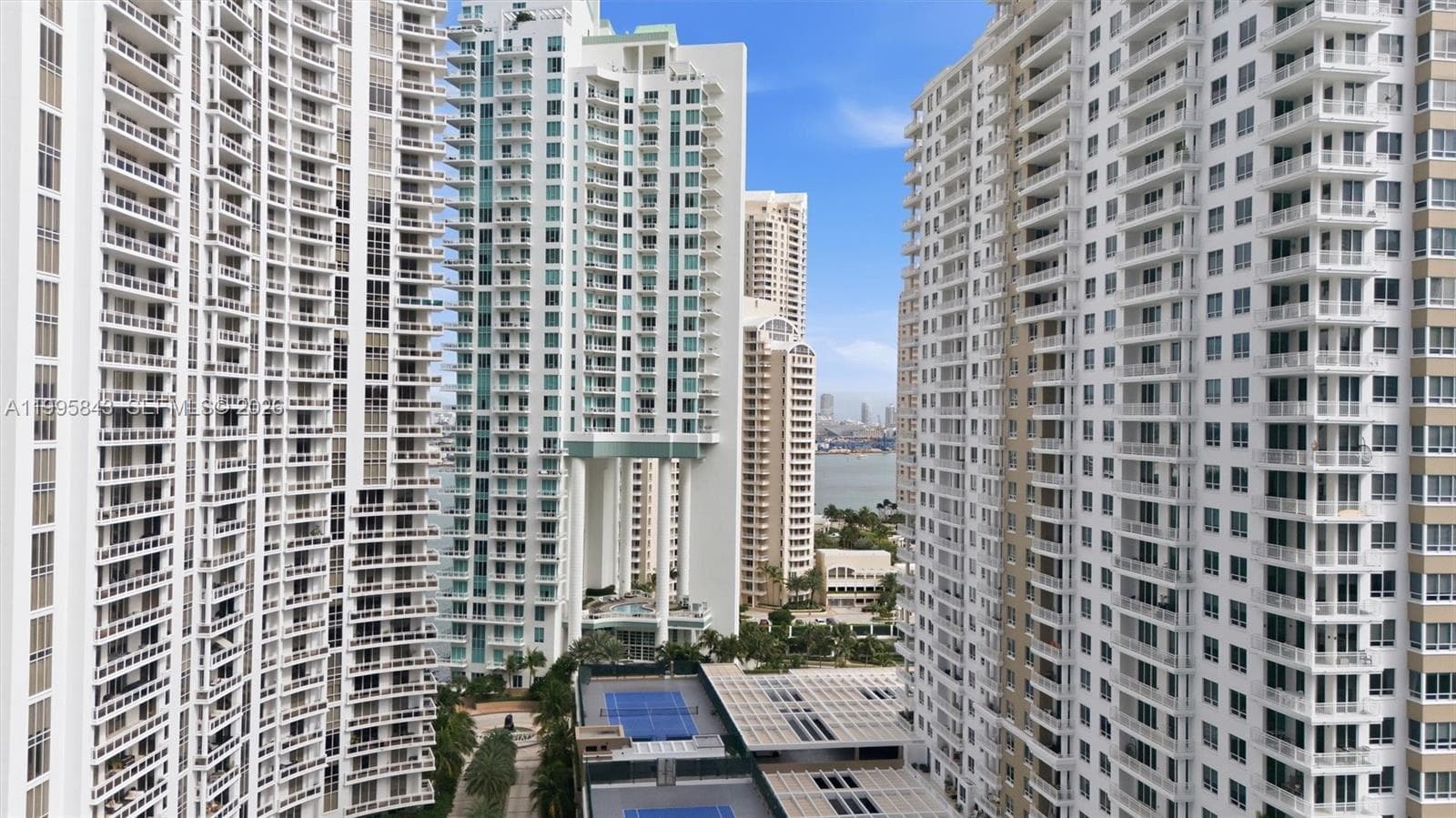 801 Brickell Key Blvd 1204 photo 17