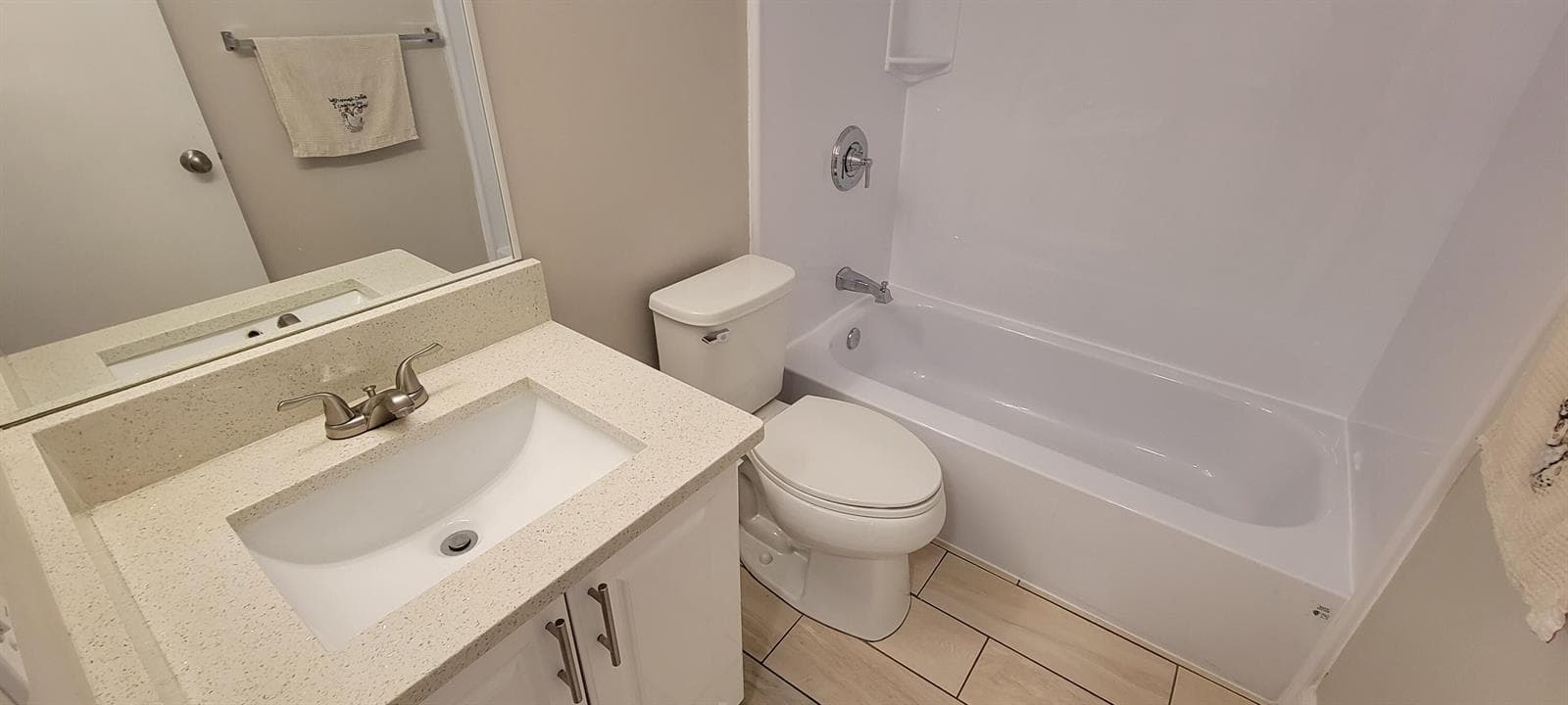 1125 Lake Shore Drive 202 photo 12
