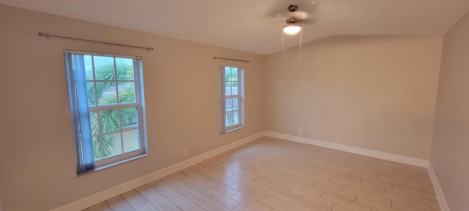1125 Lake Shore Drive 202 photo 7