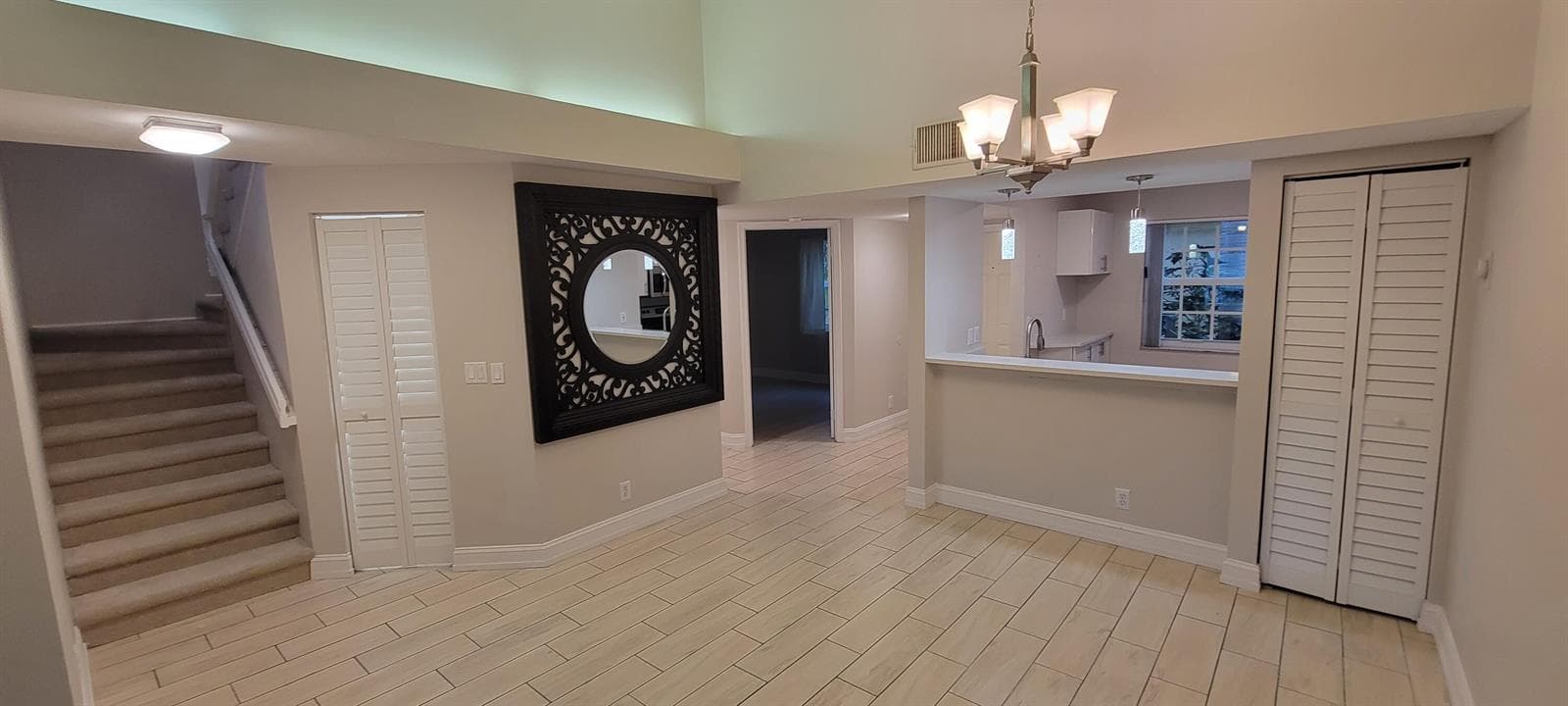 1125 Lake Shore Drive 202 photo 1