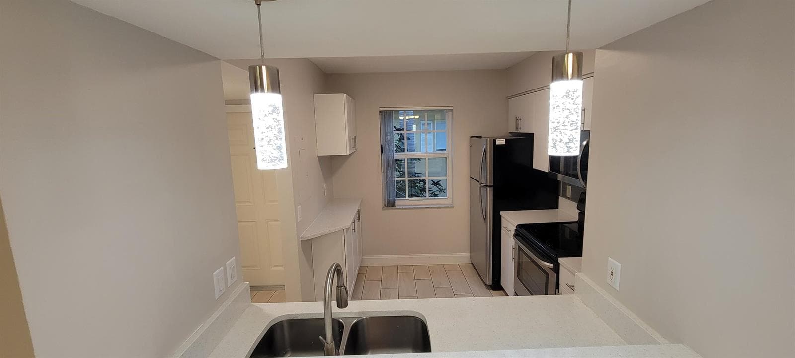 1125 Lake Shore Drive 202 photo 5