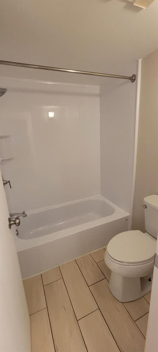 1125 Lake Shore Drive 202 photo 9