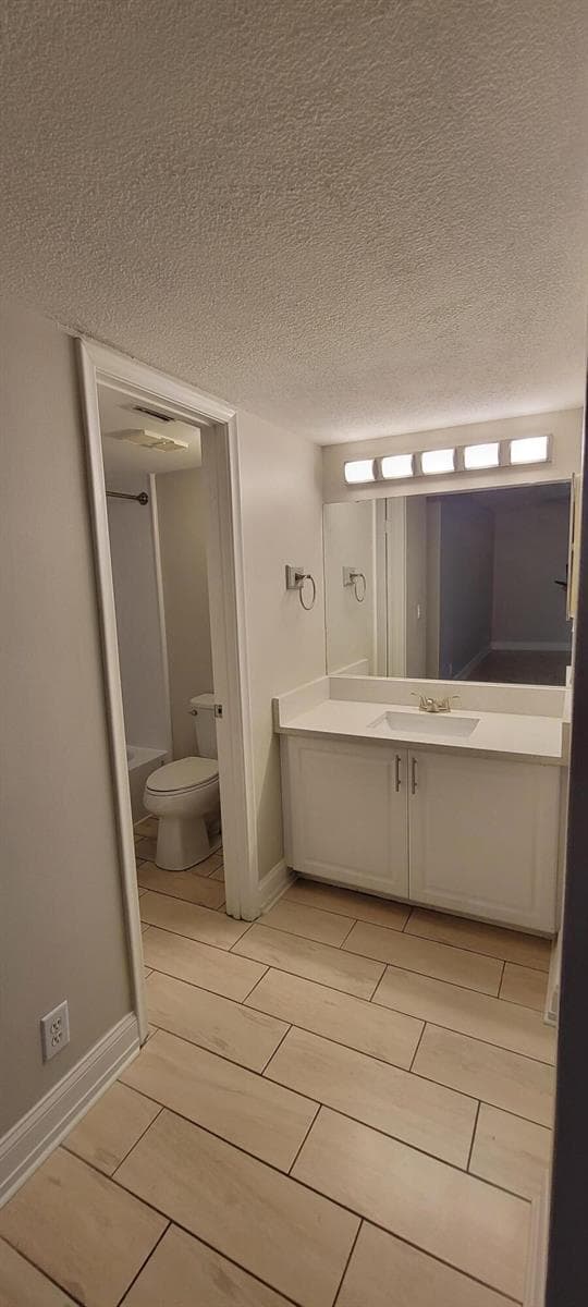 1125 Lake Shore Drive 202 photo 8