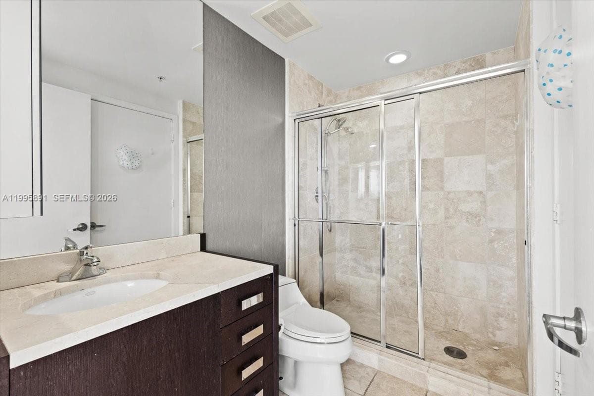 18201 Collins Ave 601A photo 18