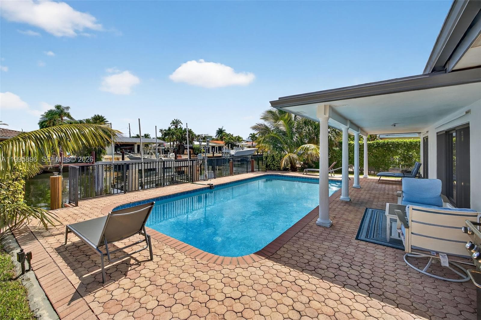 2481 15th St photo 3