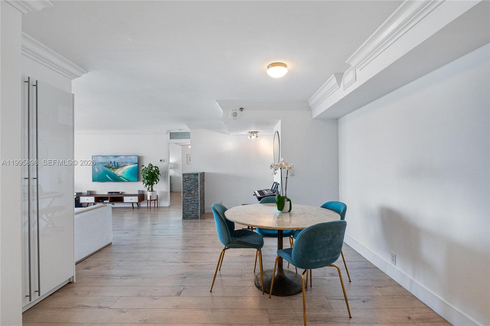 2000 Towerside Ter PH9 photo 6