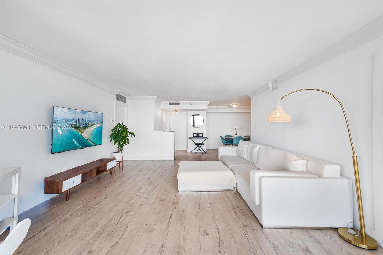 2000 Towerside Ter PH9 photo 12