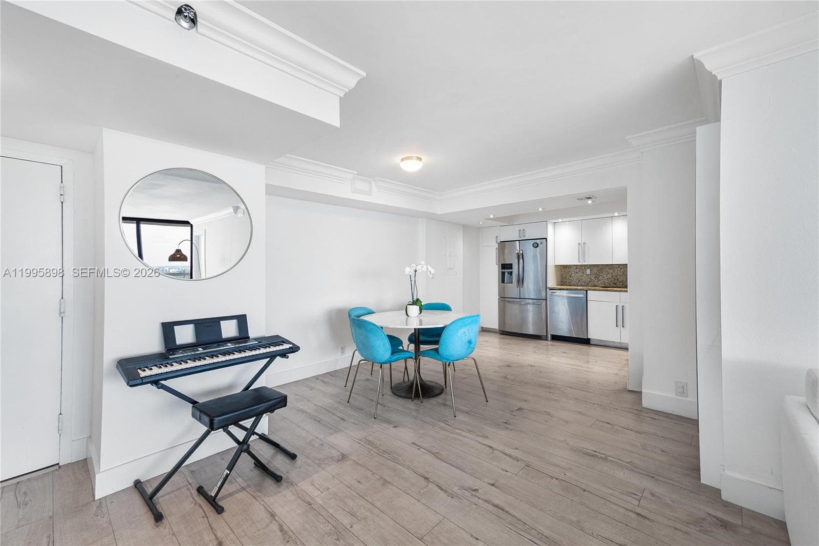 2000 Towerside Ter PH9 photo 8