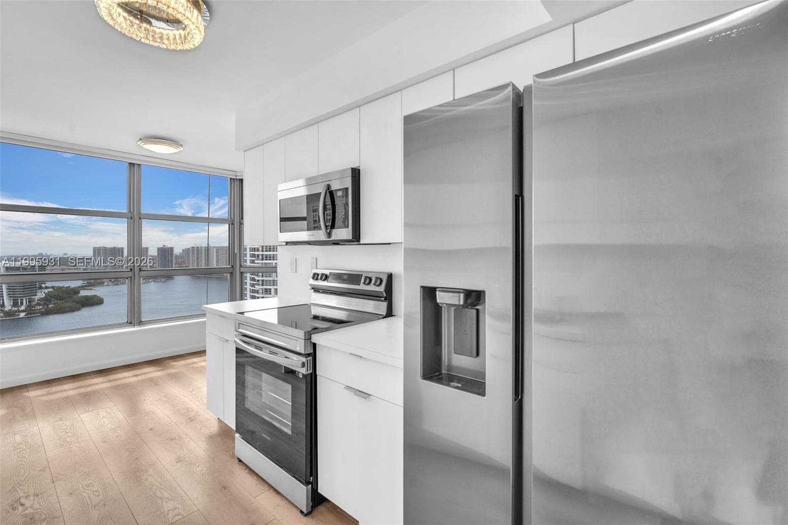 3500 Mystic Pointe Dr 3001 photo 25