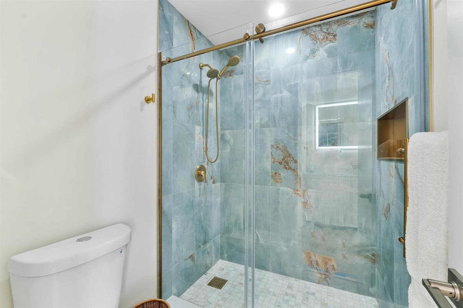 1030 Citrus Way 204 photo 8