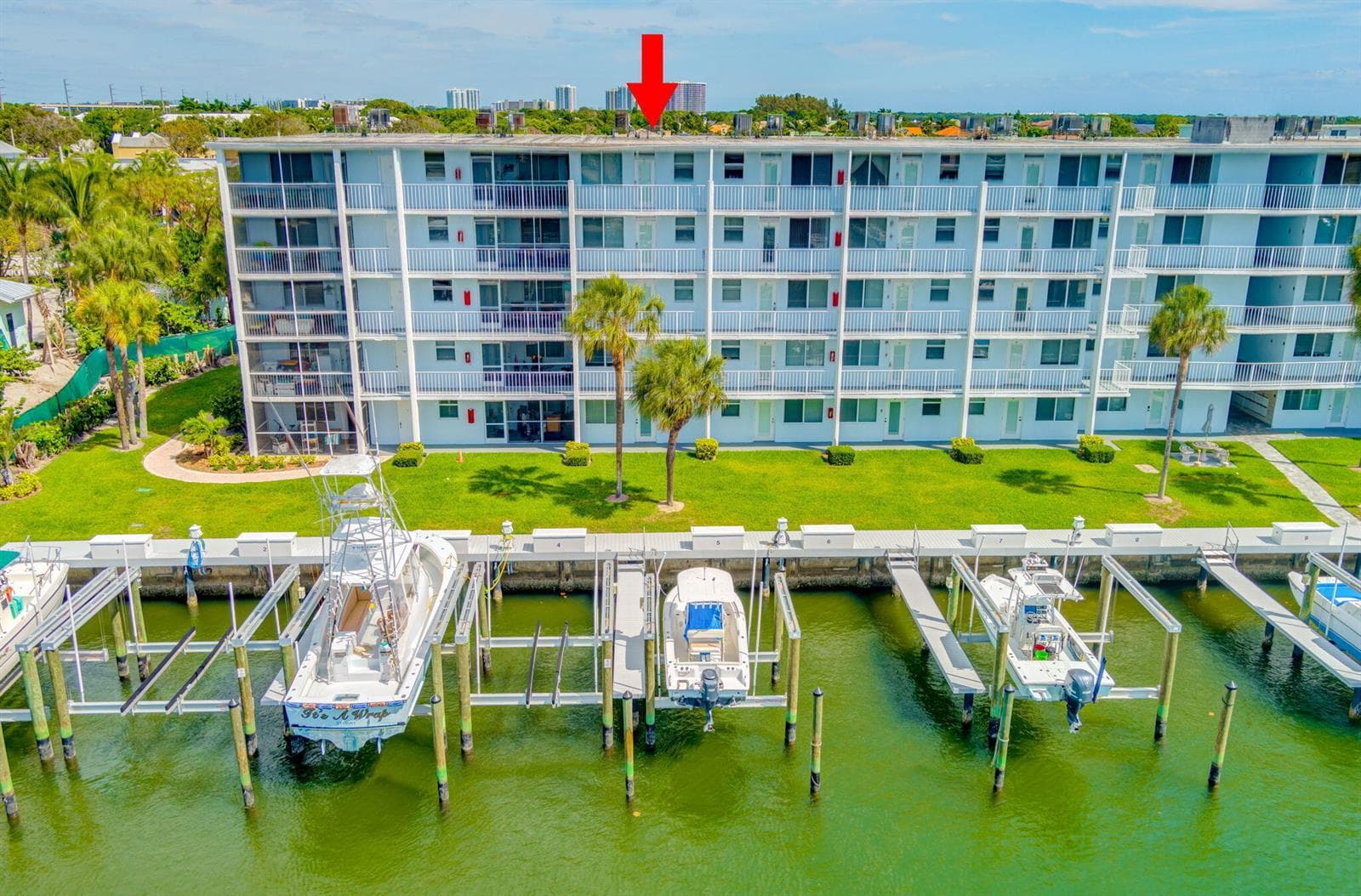 108 Paradise Harbour Boulevard 512 photo 3