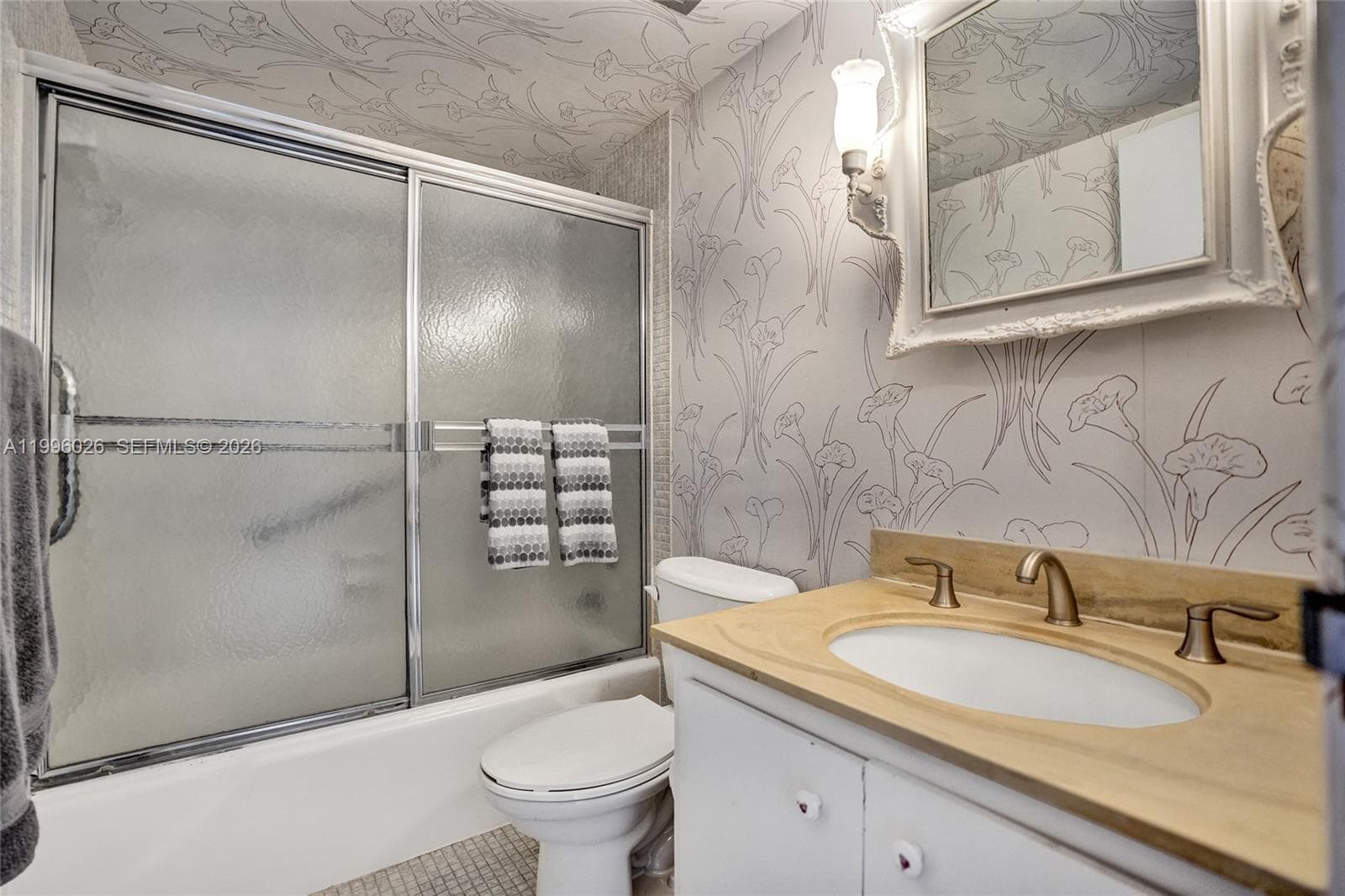 1985 Ocean Dr 12A photo 13