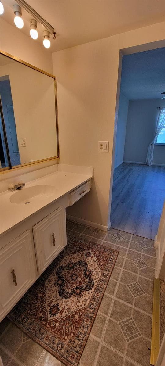 410 Wilma Circle 308 photo 10