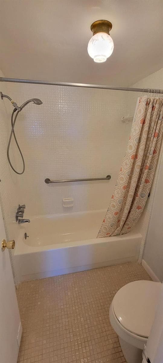 410 Wilma Circle 308 photo 11