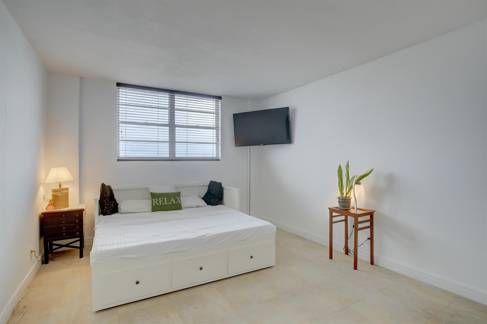 3000 S Ocean Drive 1100 photo 24