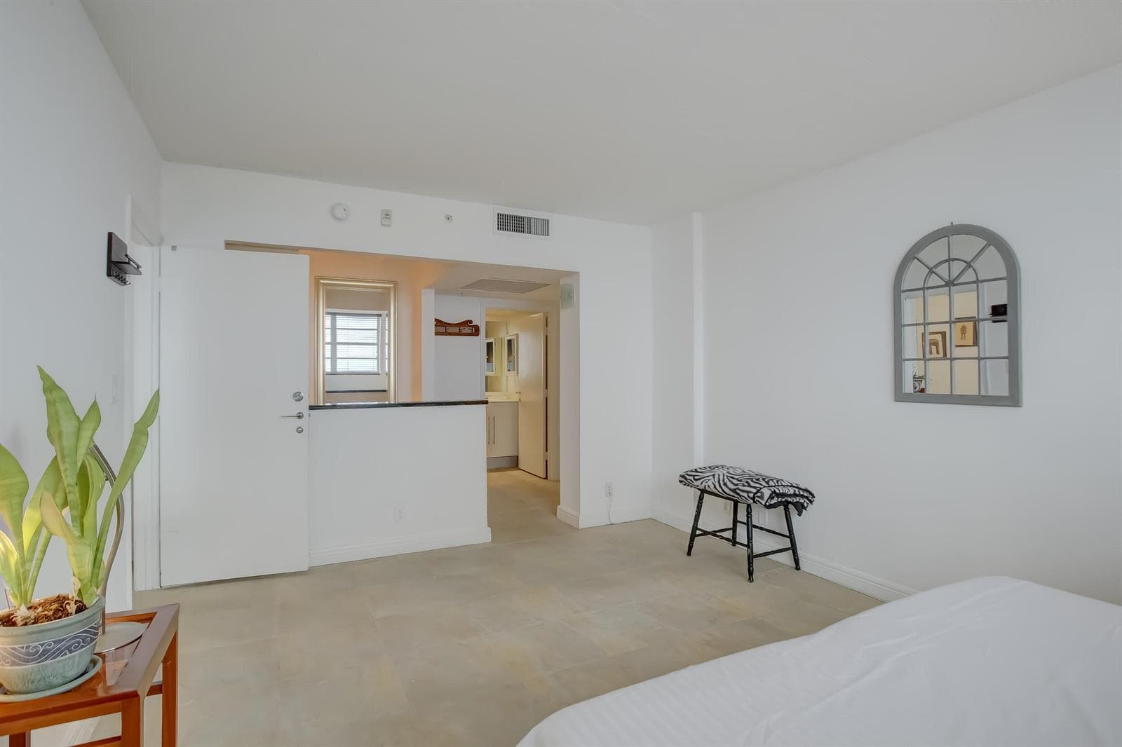 3000 S Ocean Drive 1100 photo 25