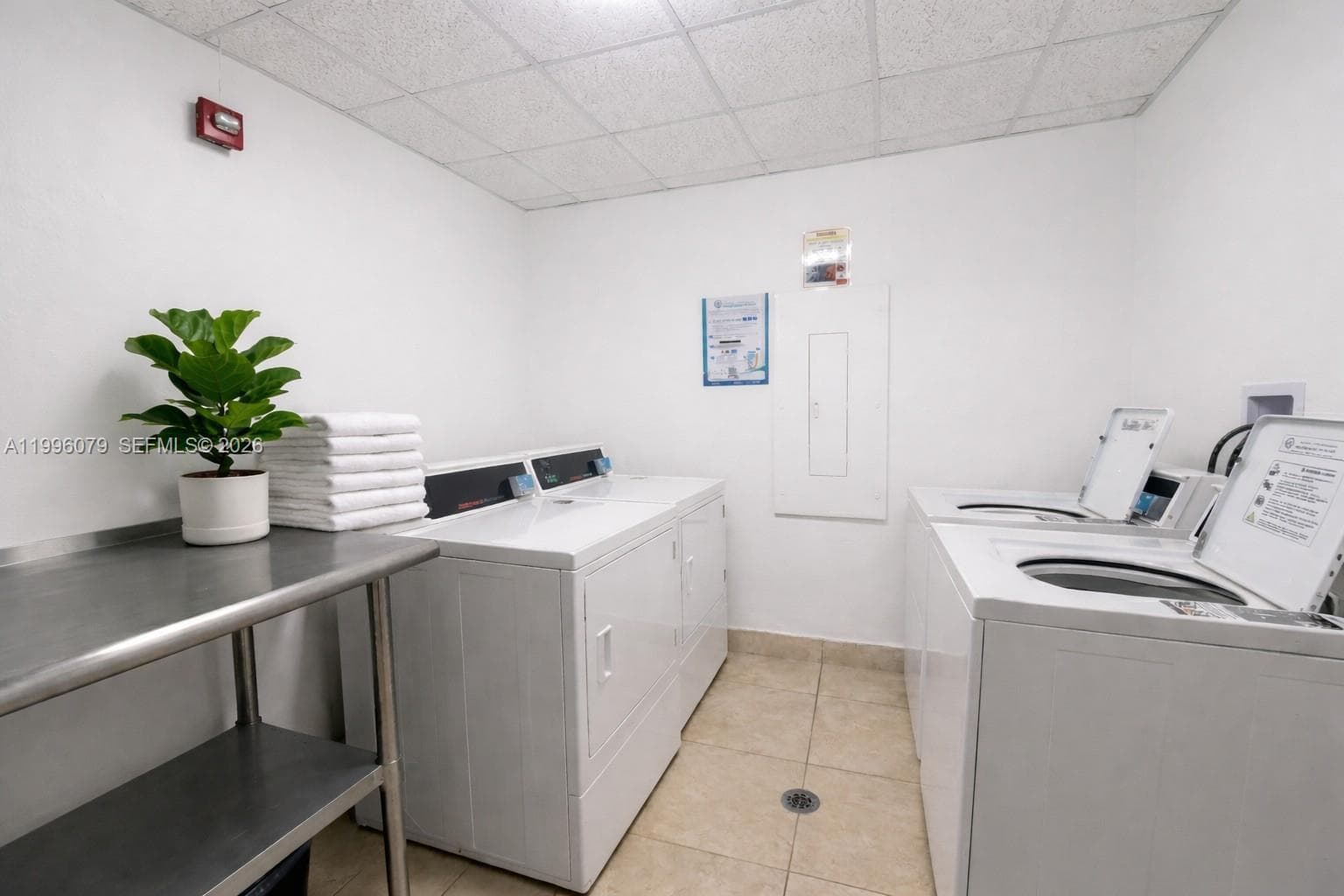 2851 183rd St 906E photo 20