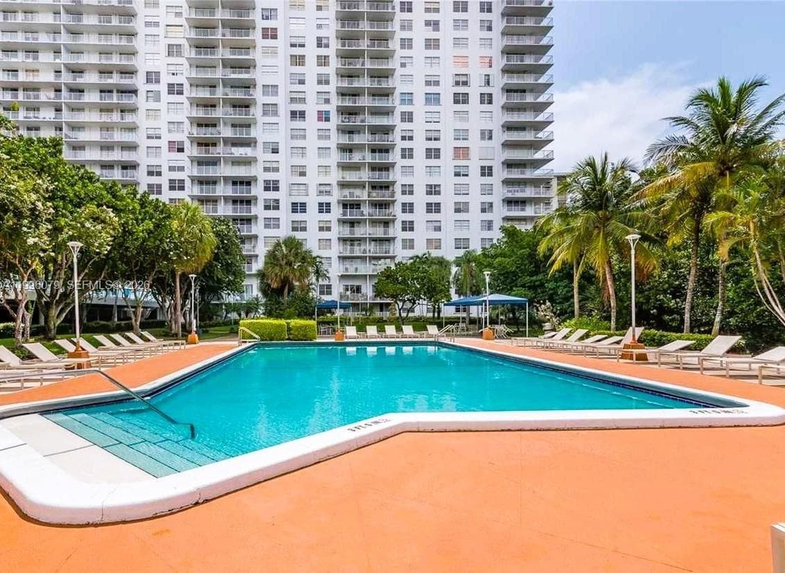 2851 183rd St 906E photo 21