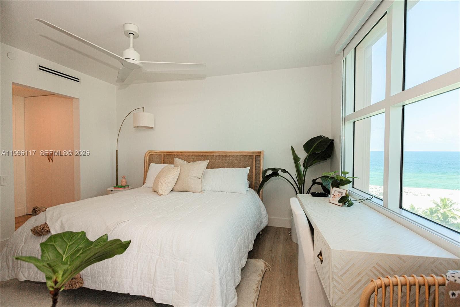 1500 Ocean Dr 904 photo 14