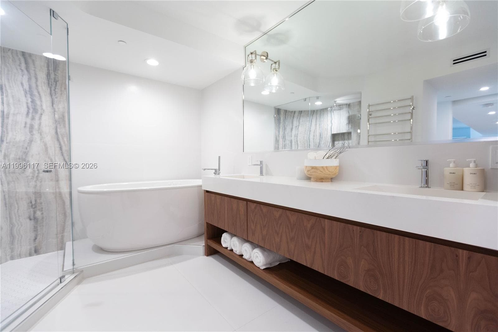 1500 Ocean Dr 904 photo 8