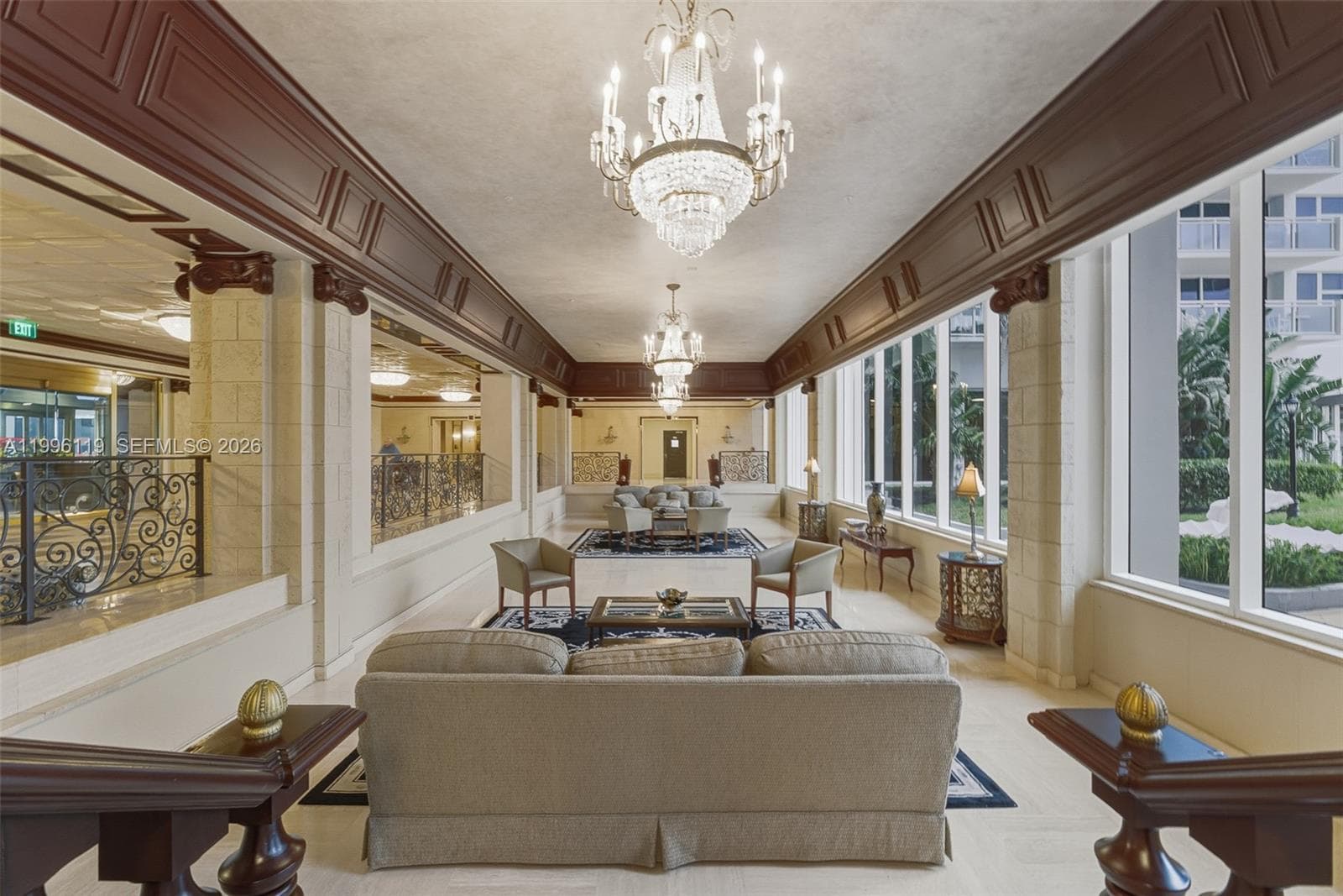 2030 Ocean Dr 1810 photo 14