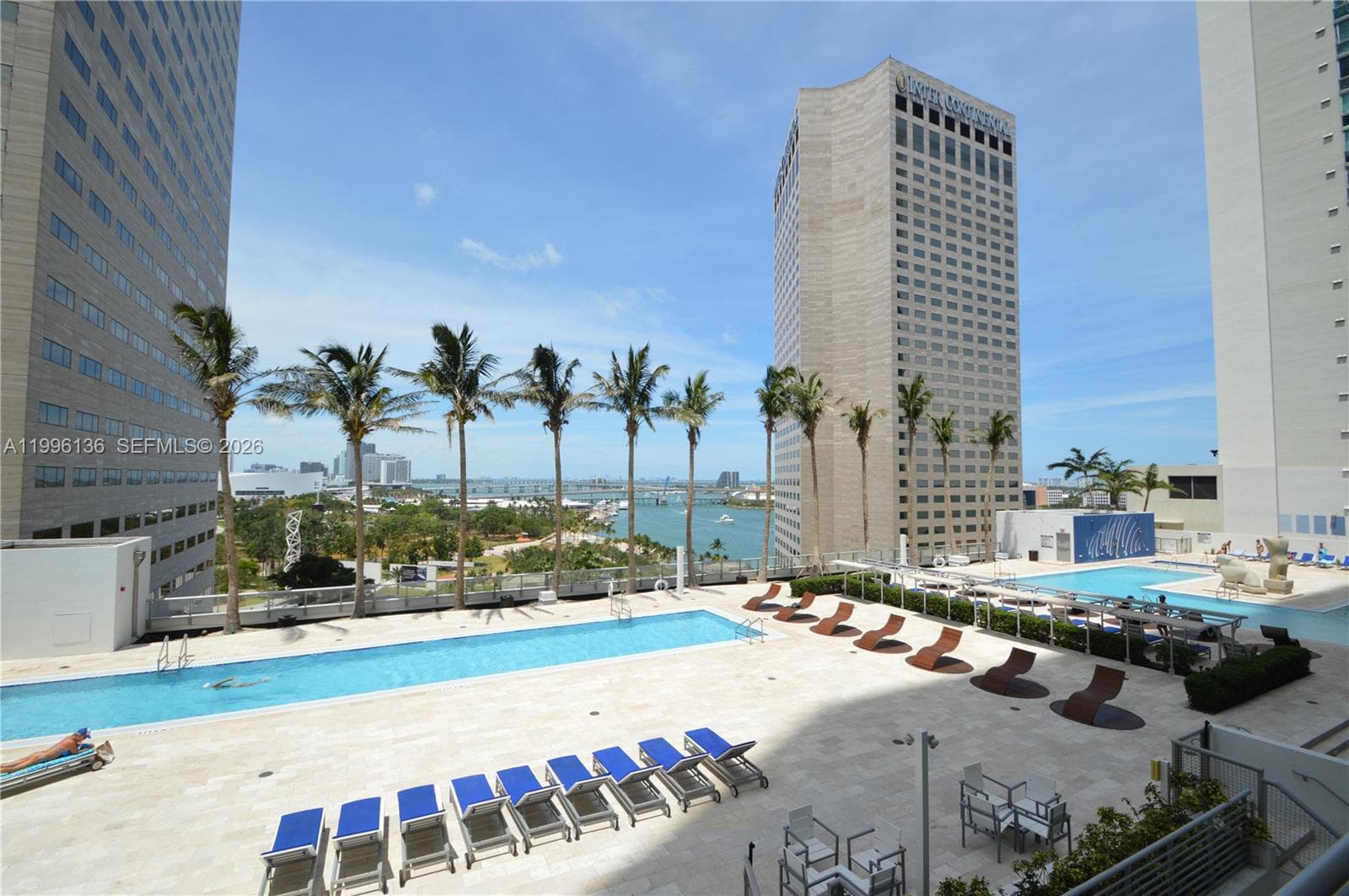 325 Biscayne Blvd 2320 photo 6