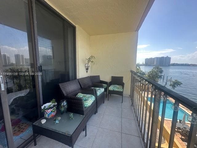 17878 N BAY RD 307 photo 4