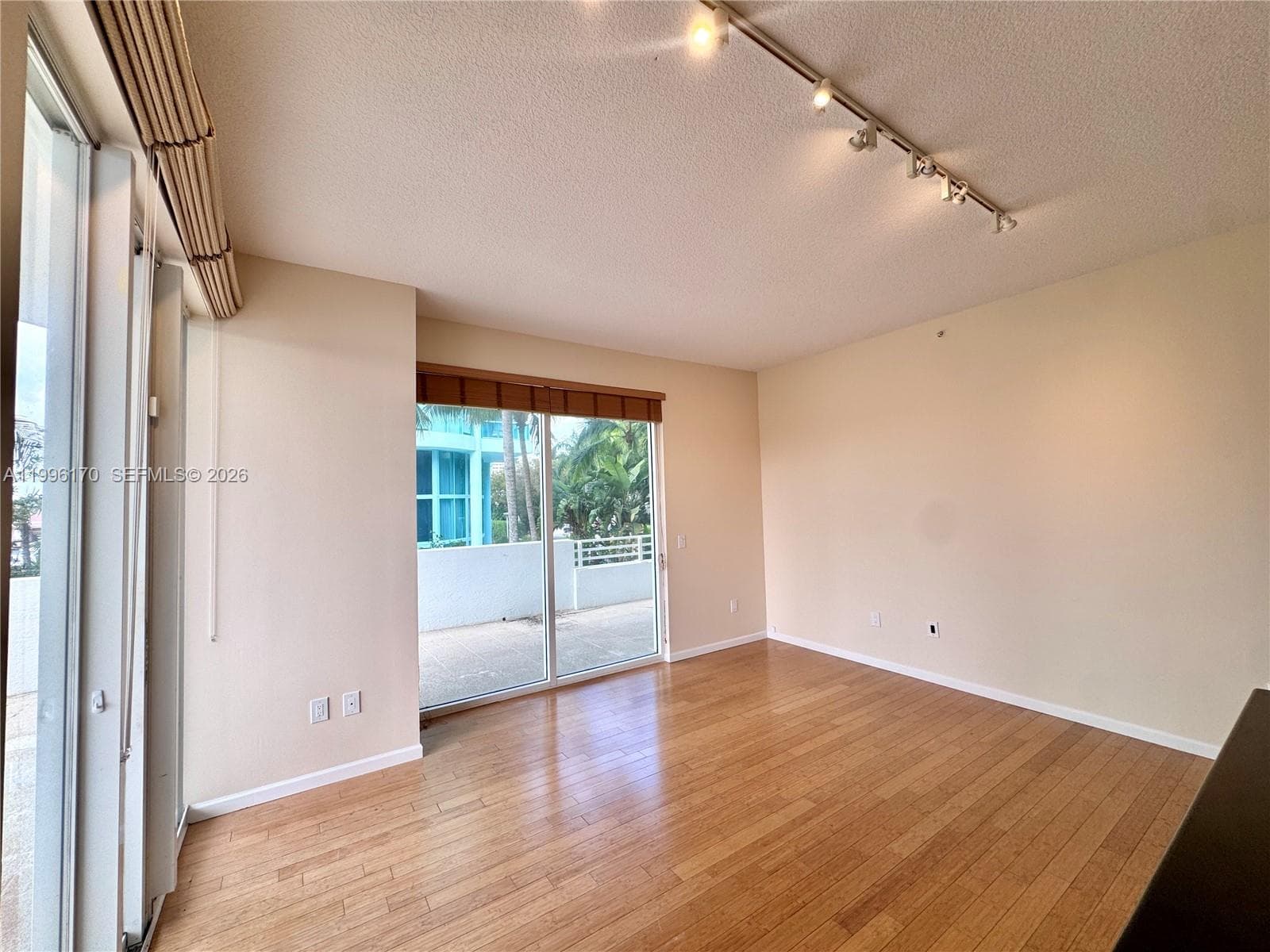 5970 Indian Creek Dr 203 photo 9