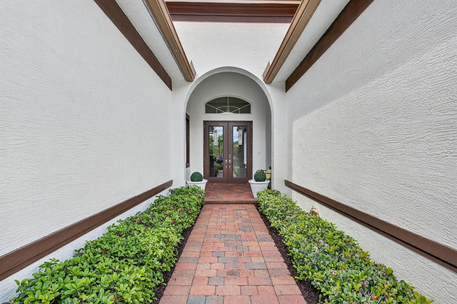 21852 SW Tivolo Way photo 2