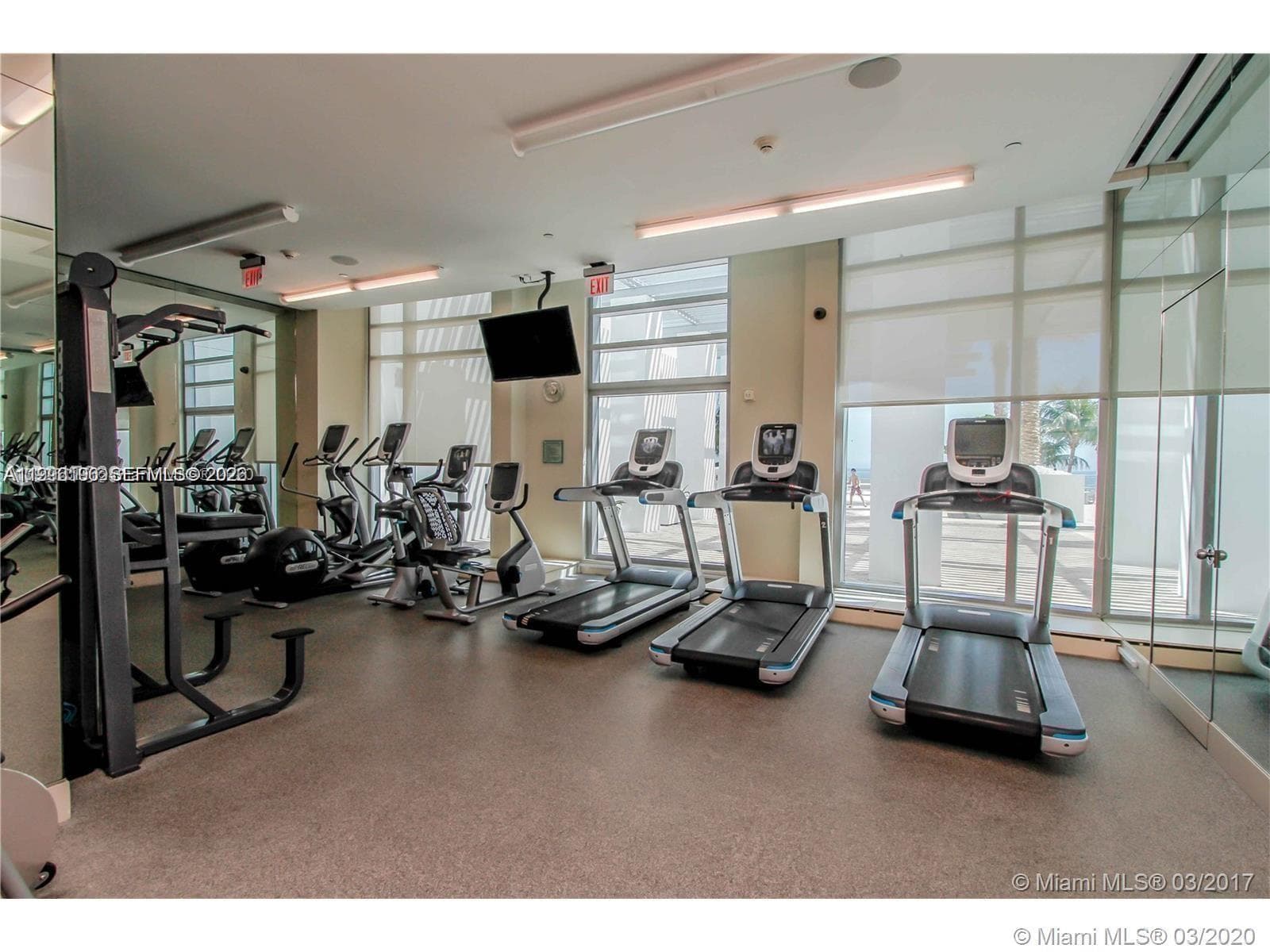 3535 S Ocean Dr 1006 photo 24