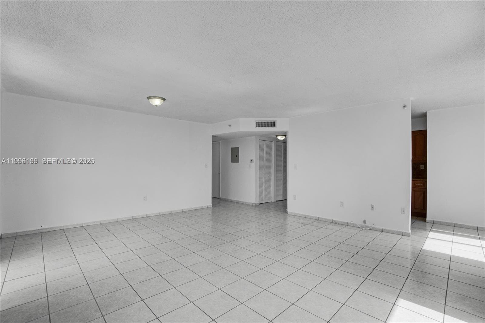 1688 West Ave 408 photo 3