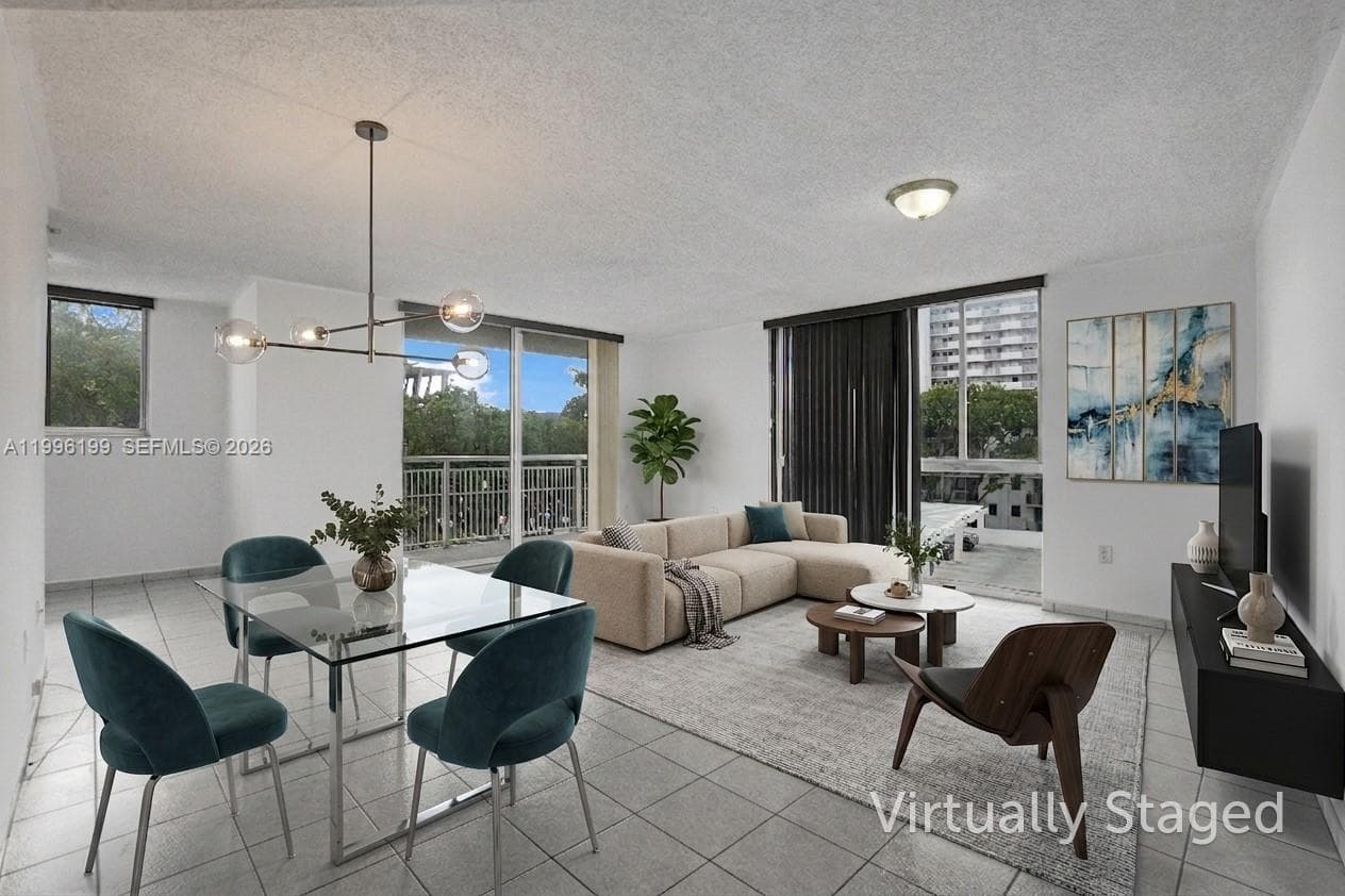 1688 West Ave 408 photo 4