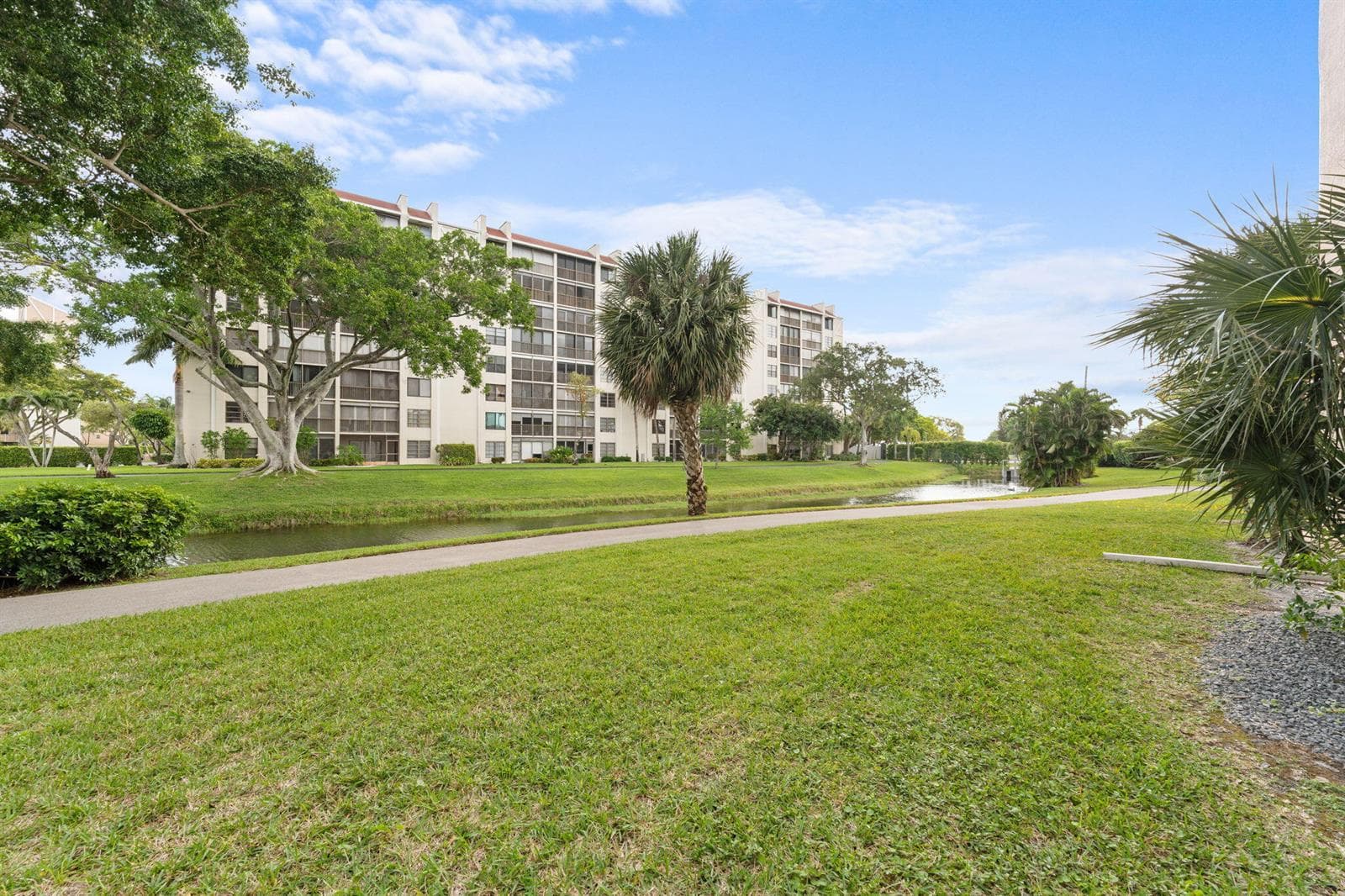 14527 Bonaire Boulevard 109 photo 14