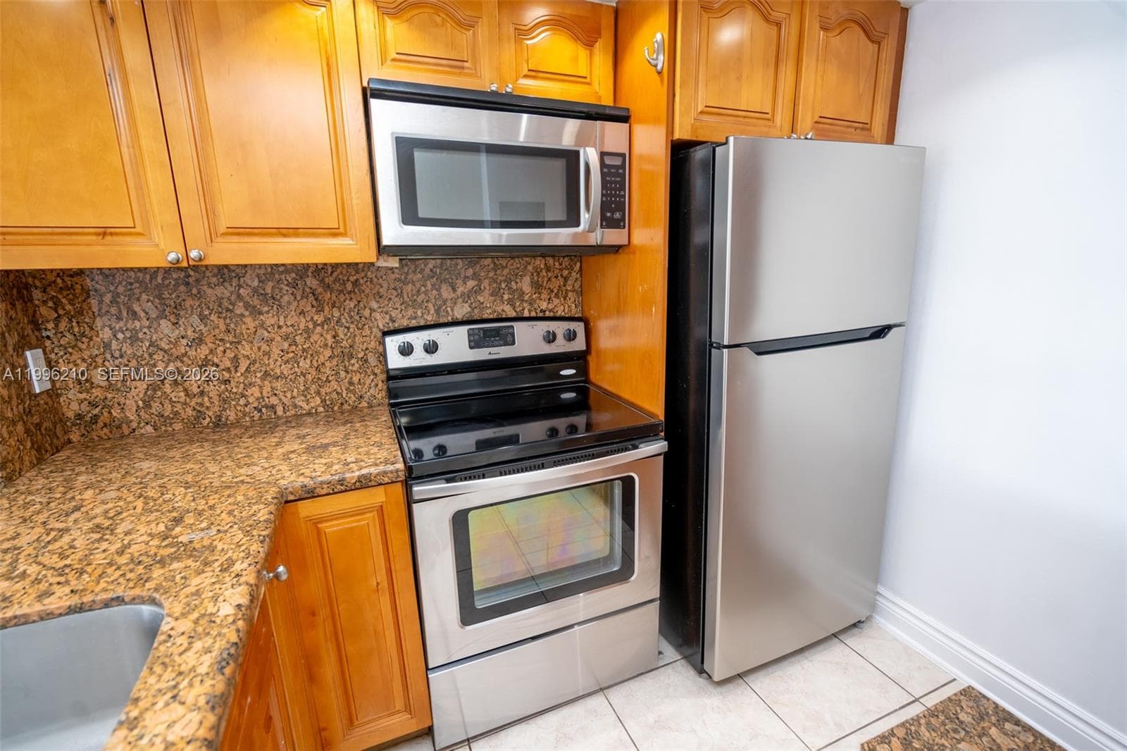 3527 168th St 301 photo 7