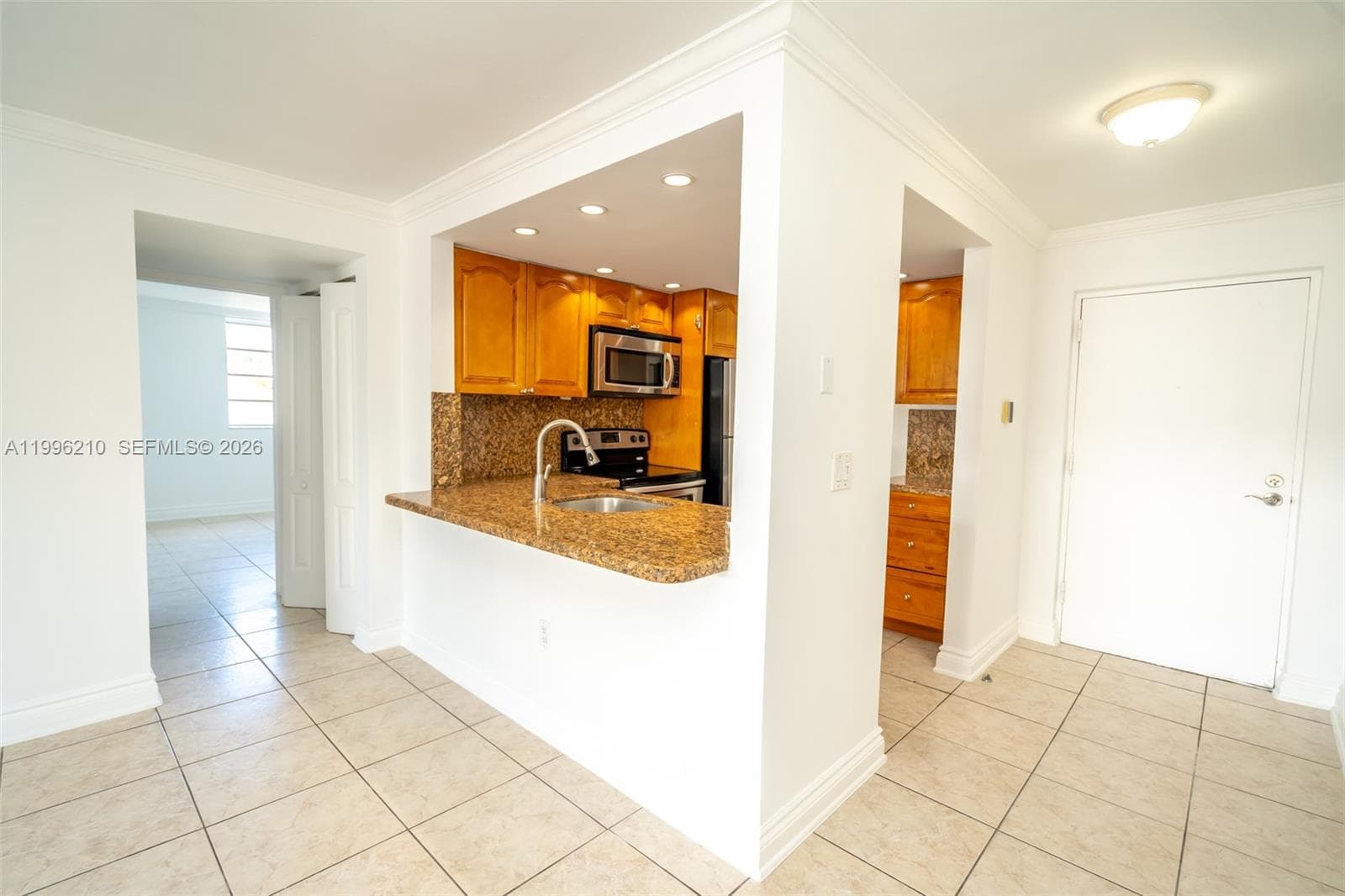 3527 168th St 301 photo 9