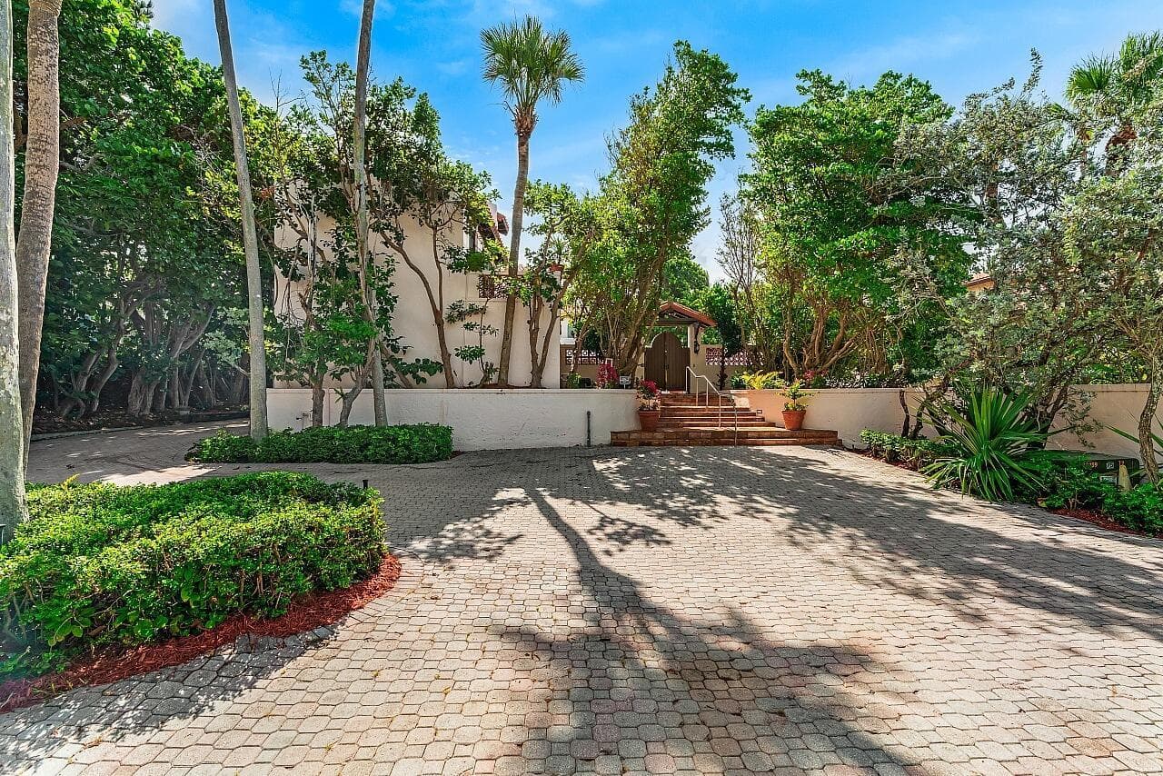 1 Ocean Lane photo 12