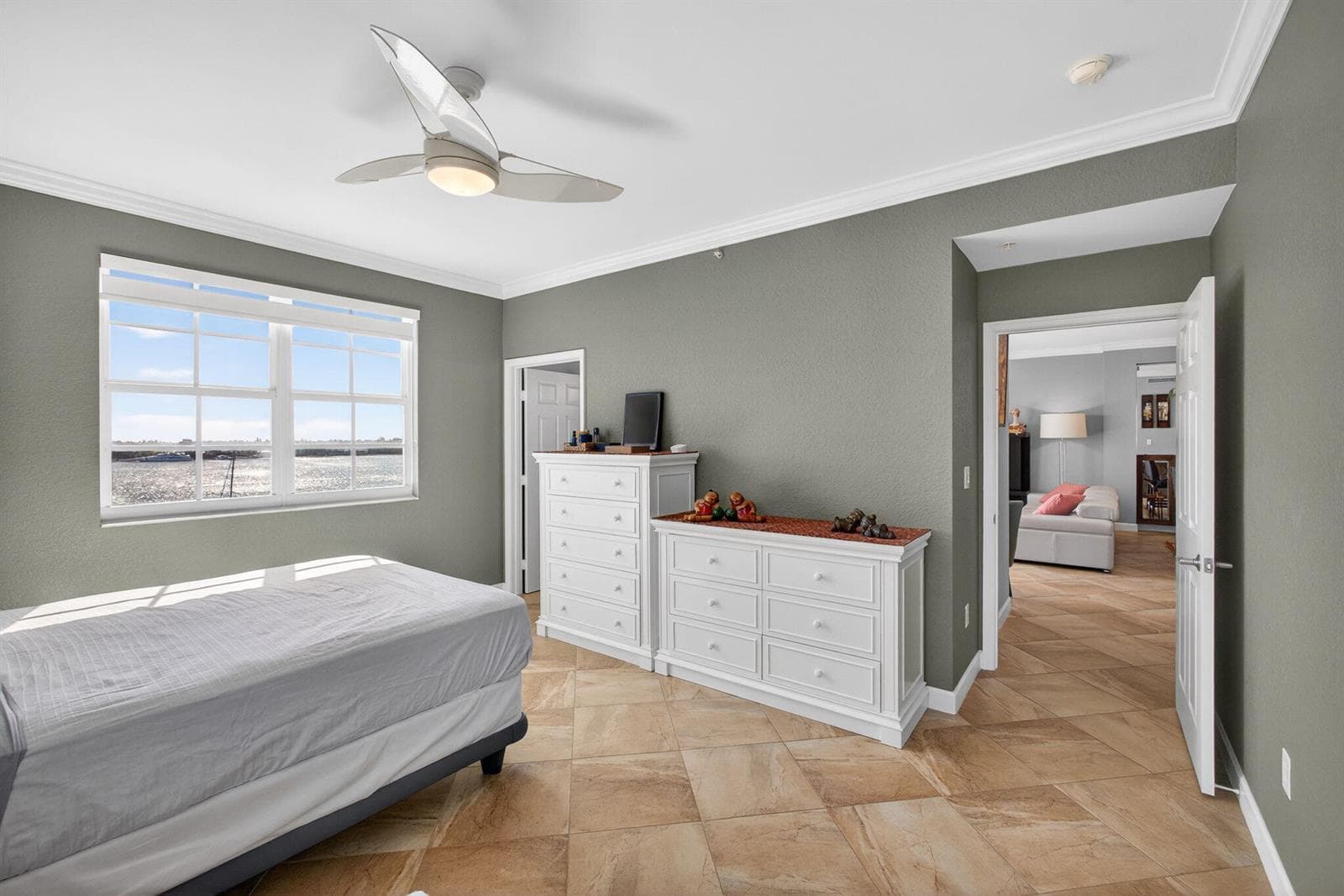 1801 N Flagler Drive 901 photo 25