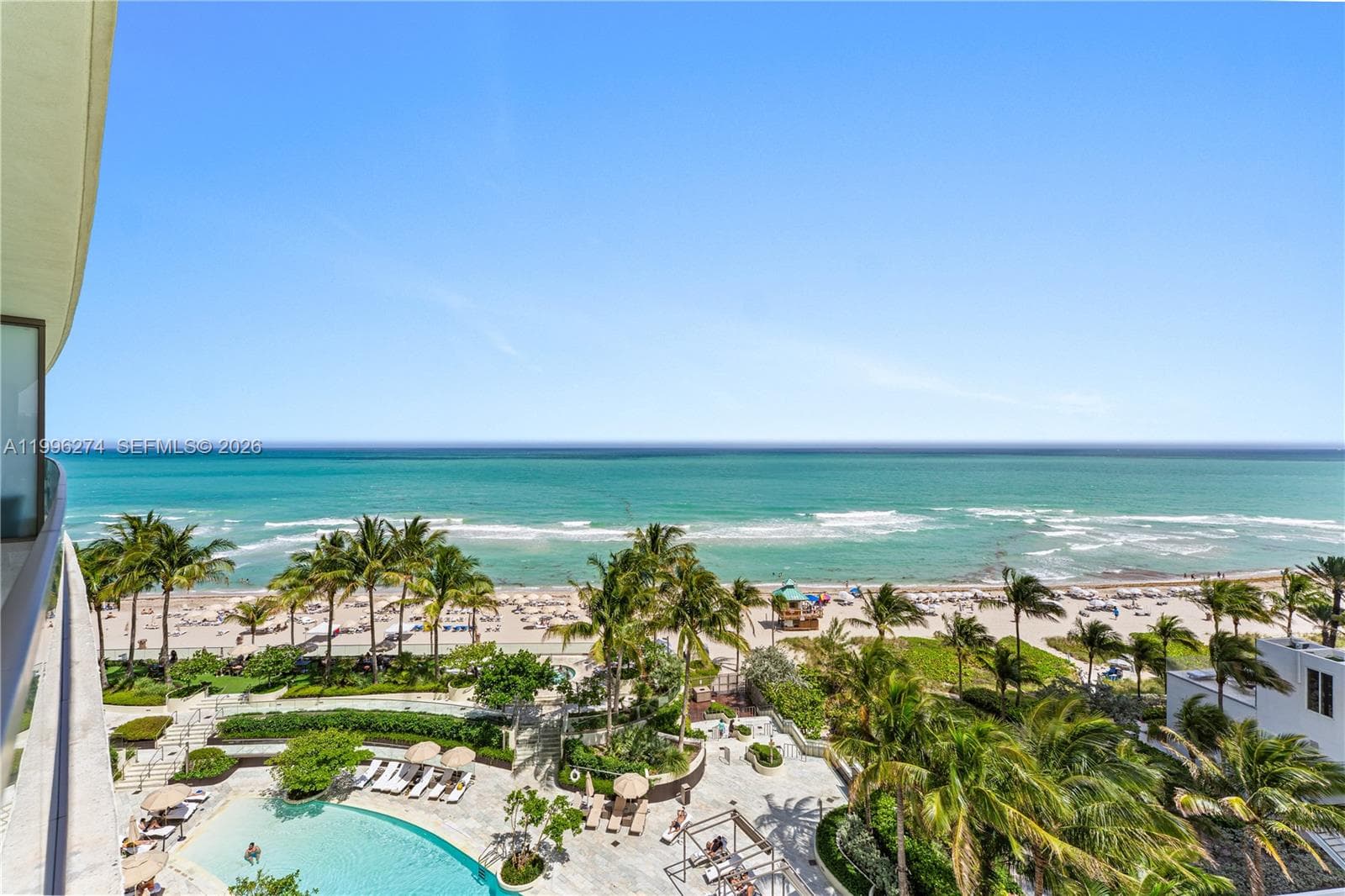 18975 Collins Ave 603 photo 24