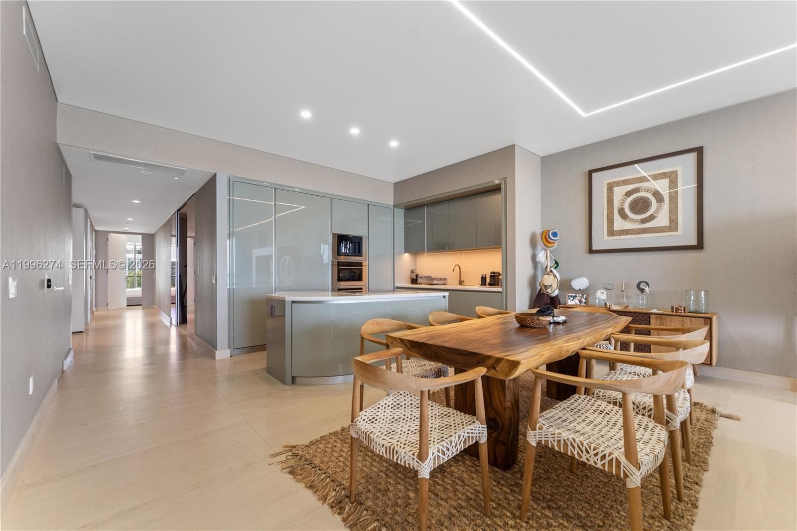 18975 Collins Ave 603 photo 8