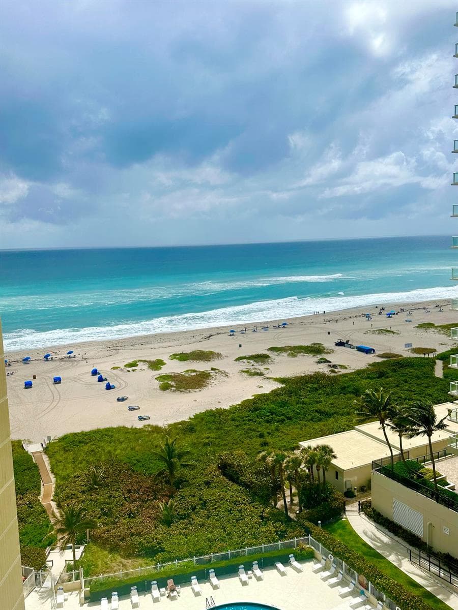 2800 N Ocean Drive B-14-d photo 25