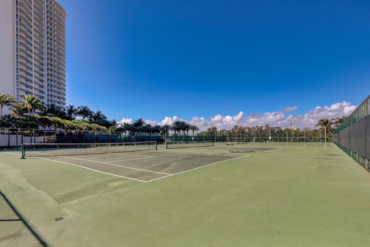 2800 N Ocean Drive B-14-d photo 21