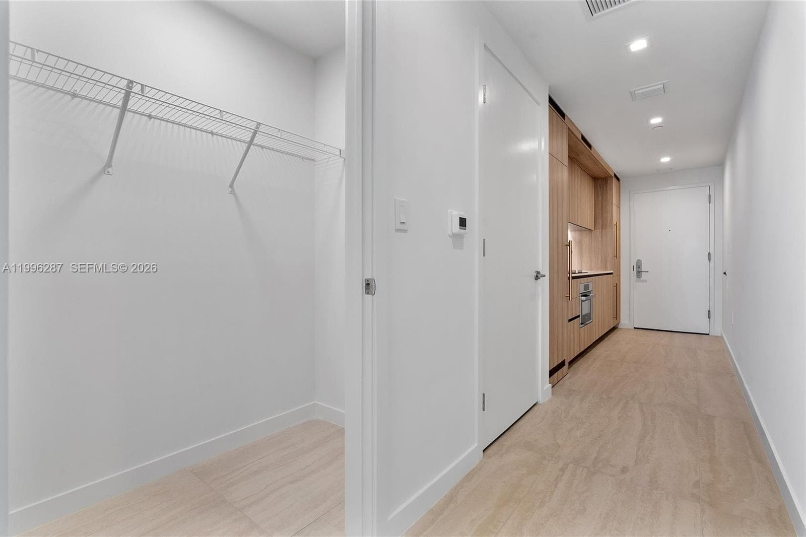 77 SE 5th Street 3004 photo 13
