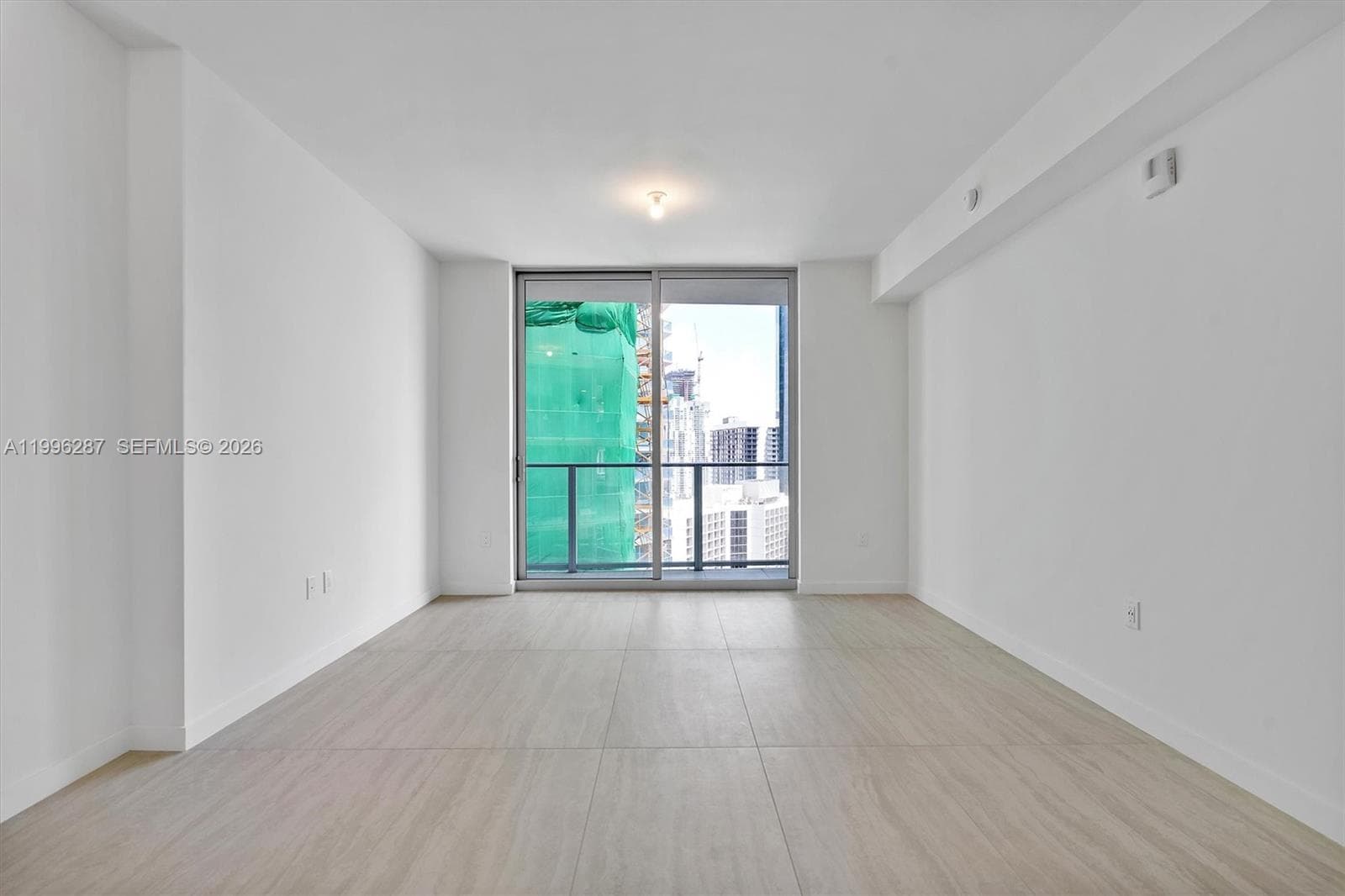 77 SE 5th Street 3004 photo 5