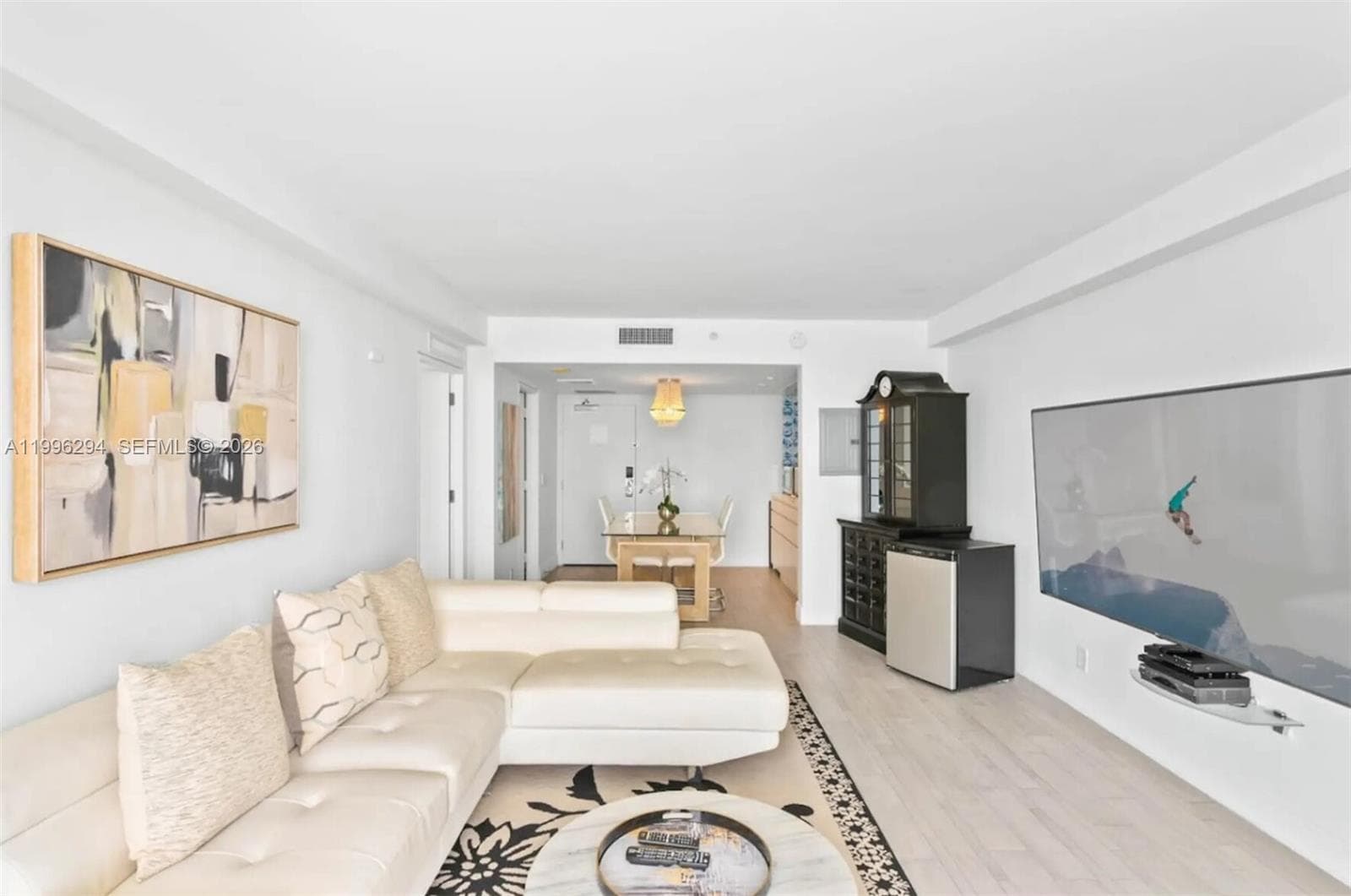 1100 West Ave 410 photo 3